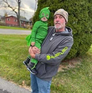 Meet your Posher, Leroy